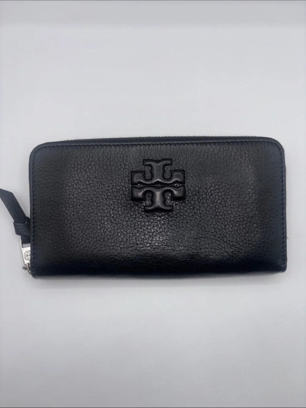 Tory Burch Black Pebbled Leather Zip Wallet with Logo